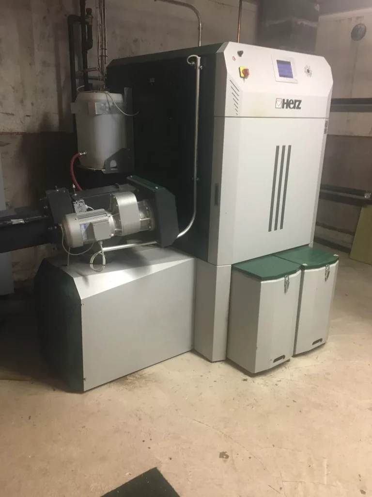 Hakelämmitys 100 kW